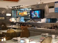 -新大咀港式茶餐厅(宝山万达店)