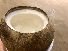-椰爺爺·椰子冻砵仔糕
