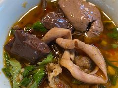 -九尺赵老四鲜鹅肠火锅