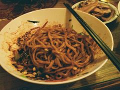 北京炸酱面-锅儿挑面馆