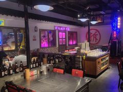 -马路牙子烧烤音乐酒馆(望京店)