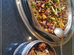 -周老三跷脚牛肉·全牛火锅(非遗传承店)