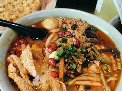 -粉家柳州螺蛳粉(杨宅路店)