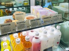 -喜茶(滨江宏岸店)