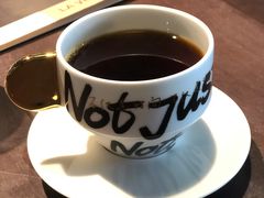 -LA VIE物质生活餐厅