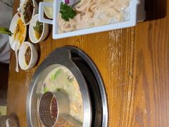 -佬土鹅肠火锅(解放路店)