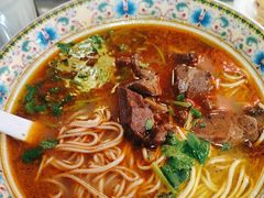-金杨拉面王小吃面馆·牛三宝面·红烧牛肉粉