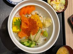 -小山日本料理(兴业太古汇店)