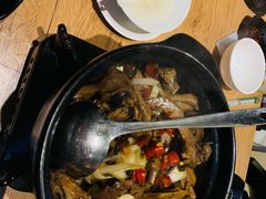 姜辣鸽王煲-小金鬼·煎饺·鸽子汤