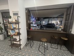 -留白咖啡(人民巷八号大院店)