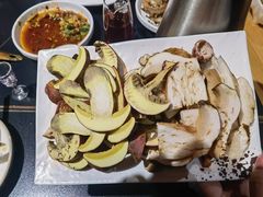 -野菌皇海景野生菌火锅(滨海大道店)
