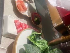 -海底捞火锅鲜切牛肉主题店(长寿路店)