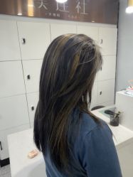 -镁连社·美联社