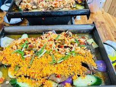 -宏兴烤鱼山庄(宣恩总店)