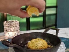 -La Mer Restaurant & Lounge