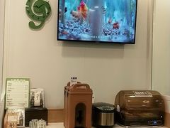 -老乡鸡(亳州路天庆大厦店)