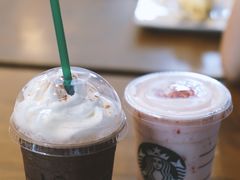 -星巴克(南宁民歌湖店)