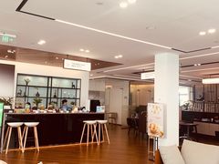 -宁波宝信宝马4S店(江北日湖店)