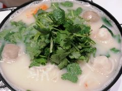 -肥汁米蘭香港米线(长宁来福士店)