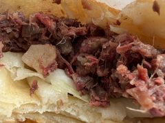 -闫家驴肉老店(华电一校店)
