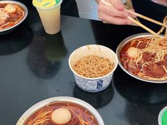 -薛记襄阳香辣牛肉面(平安路店)