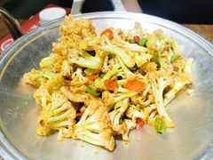 干锅有机菜花-叶派龙虾•招牌香辣蟹·海鲜(中海国际店)