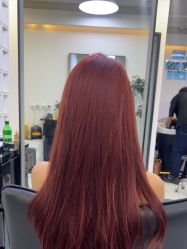 -V7 HAIR SALON