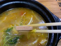 -金陵杨胖子·砂锅麻辣烫(金轮新天地店)