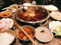 -肖肖酸萝卜鱼火锅(总店)