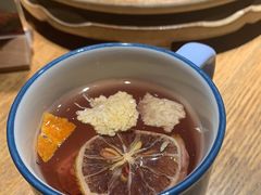 -蜜桃餐厅·伴山(湖滨商业街店)