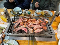 -欢乐牧人蒙古炭烤羊腿(四平路店)