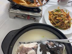 -万佛湖许老大铁锅鱼(黑金冠店)