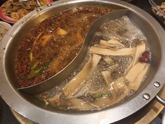 -沸炉重庆老火锅(军事博物馆店)