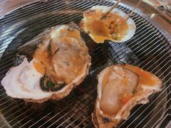 -围炉肉舍•炭烤活鳗•丹东海鲜烤肉(步行街店)