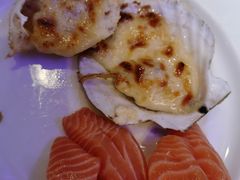 三文鱼-半岛听涛蒸汽海鲜自助(K11店)