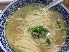 -东大桥小国抻面烧烤(长通路店)