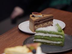香蕉巧克力焦糖蛋糕-black rainbow coffee