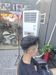 点击看大图 -藤野造型专业烫染接发