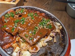 -蜜桃餐厅·伴山(湖滨商业街店)