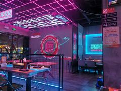 -燥次·烧烤酒场(万象城店)