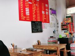 大堂-阿姨小肉摊(同济西苑店)
