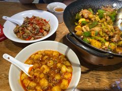 -聚鑫朋酸菜肥肠(九龙仓店)