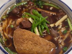 -镇南锅盖面馆(解放路店)