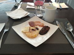 -舟山希尔顿酒店