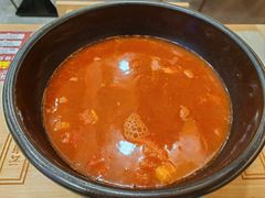 -花馬肆.云南过桥米线(汉神购物广场现场熬汤店)