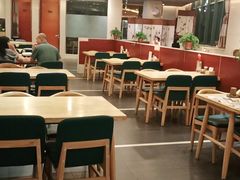 大堂-小六汤包砂煲菜(文景路店)