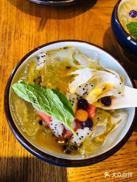 大龙船酸菜鱼(石井店)彩虹冰粉图片