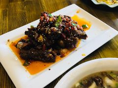 -小厨子私房菜·云南美食店