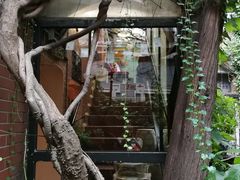 -古董花园(思南路42弄小区店)