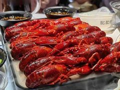 -肥肥虾庄·金牌油焖大虾(杨园滨江时代walk店)
